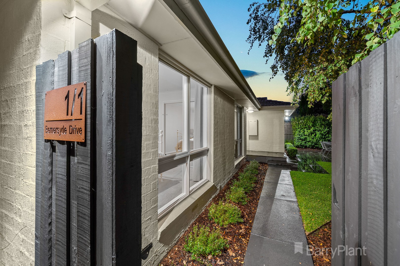 1/1 Bemersyde Drive, Berwick, VIC 3806, Berwick - Thumbnail 3
