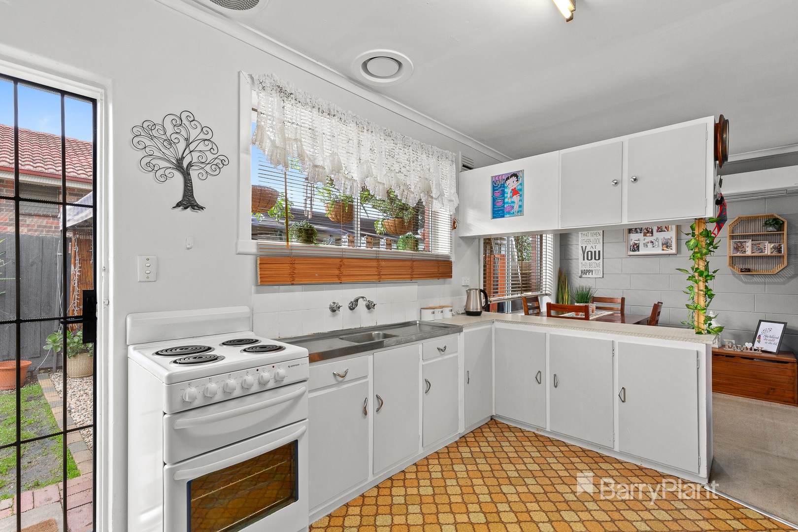 1/1 Bowen Street, Ferntree Gully, VIC 3156, Ferntree Gully - Thumbnail 3