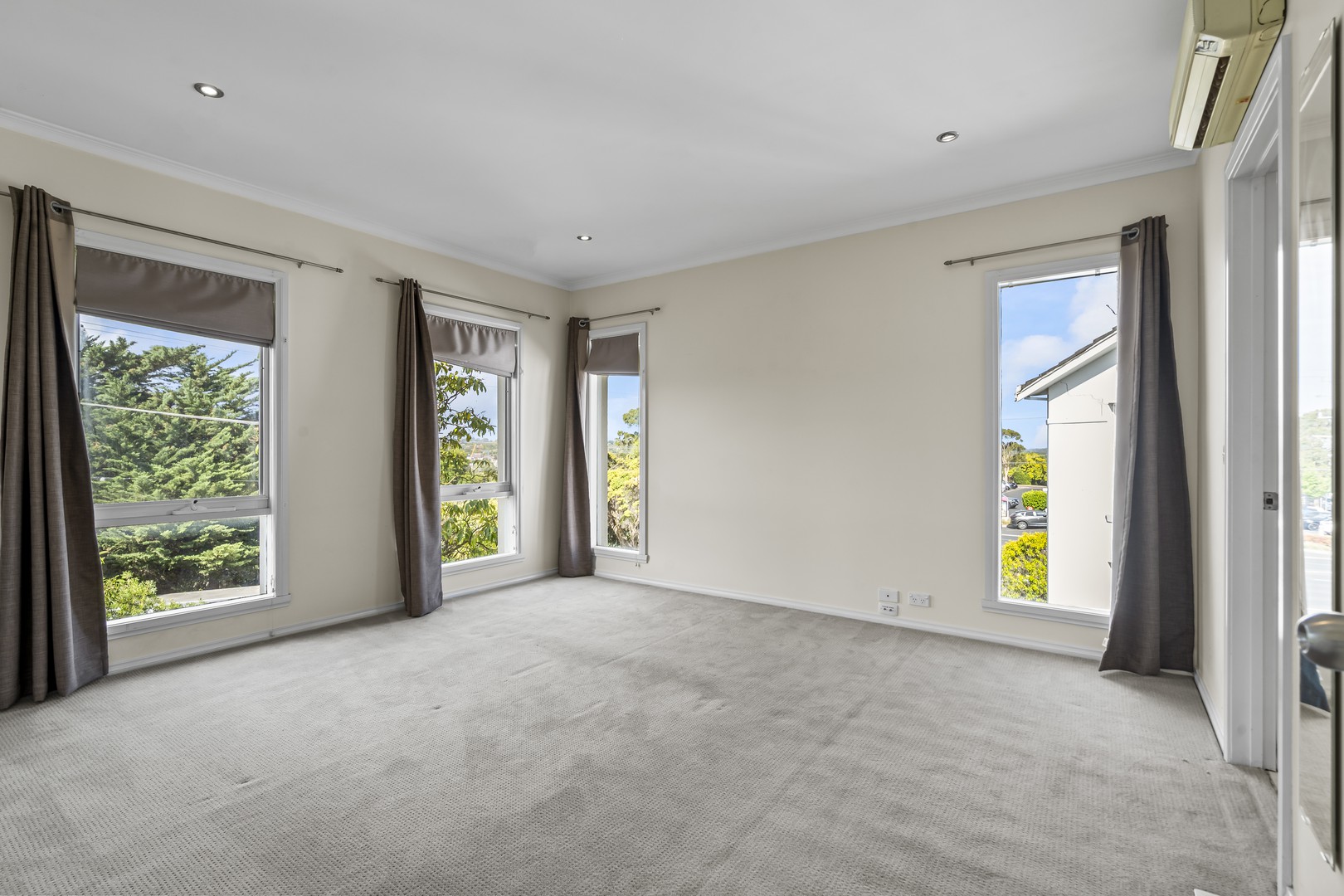 1/1 Braeside Drive, Doncaster, VIC 3108, Doncaster - Thumbnail 6