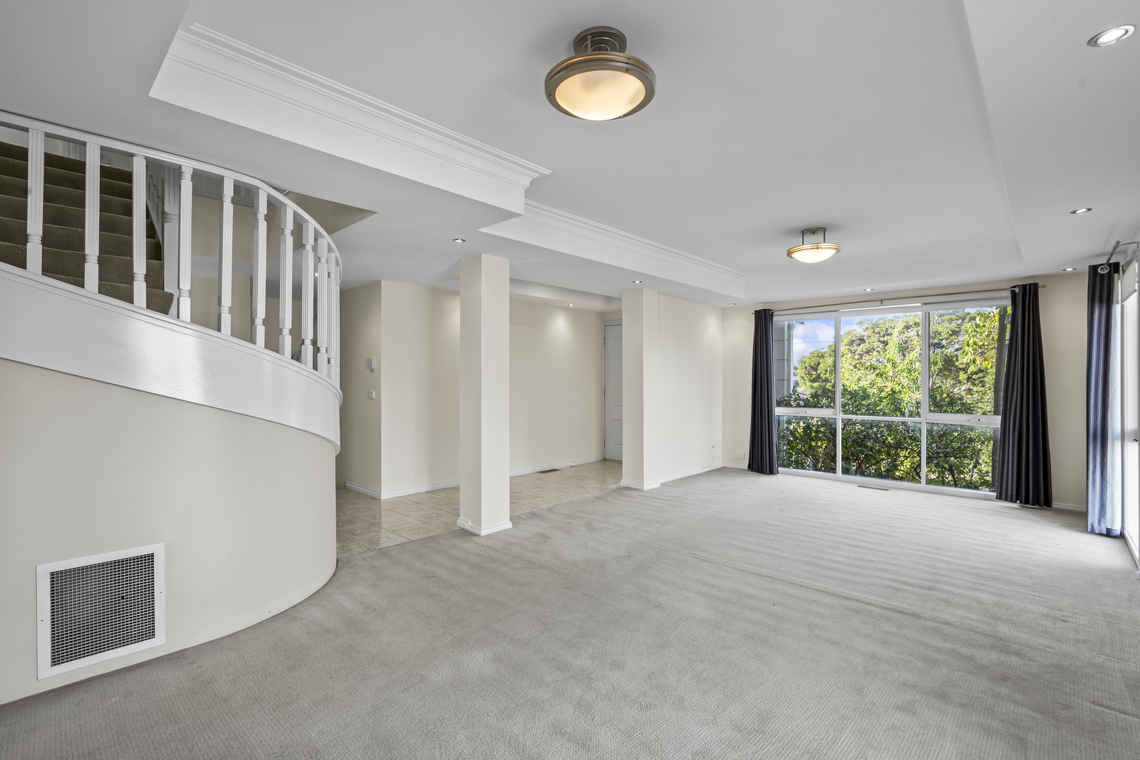 1/1 Braeside Drive, Doncaster, VIC 3108, Doncaster - Thumbnail 3