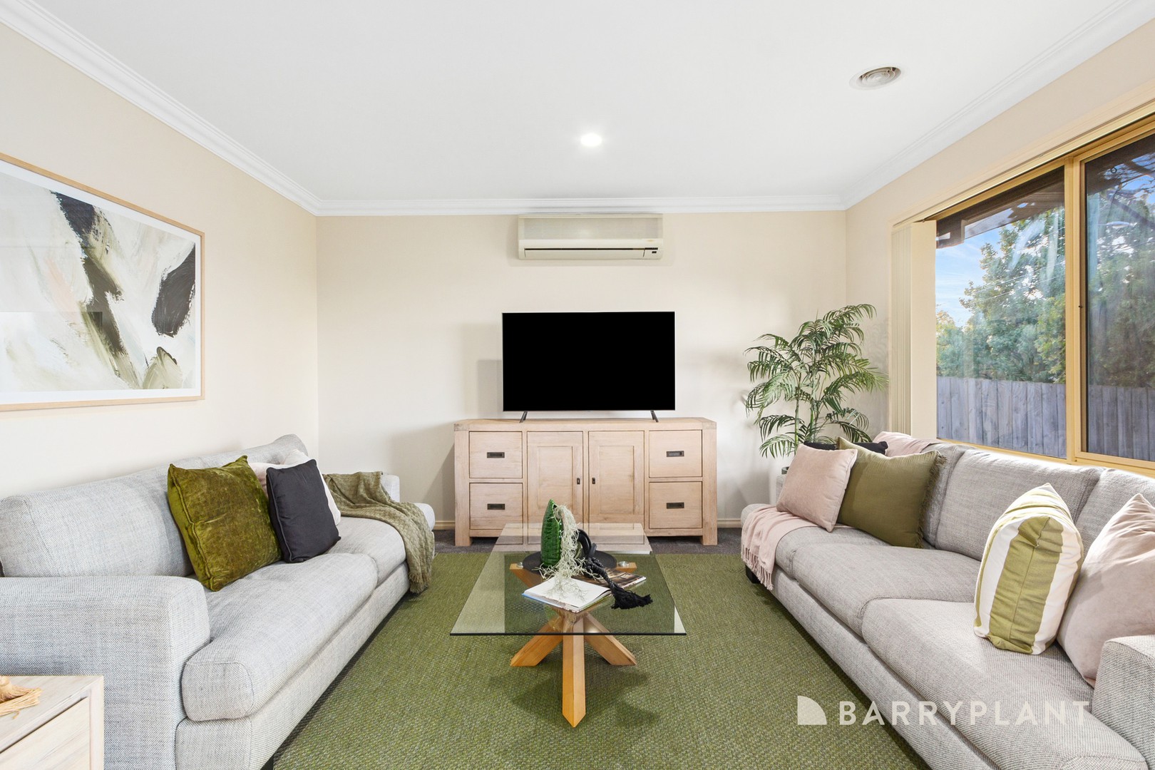 1/1 Coorie Avenue, Bayswater, VIC 3153 - Thumbnail 2 - 02/04/2025
