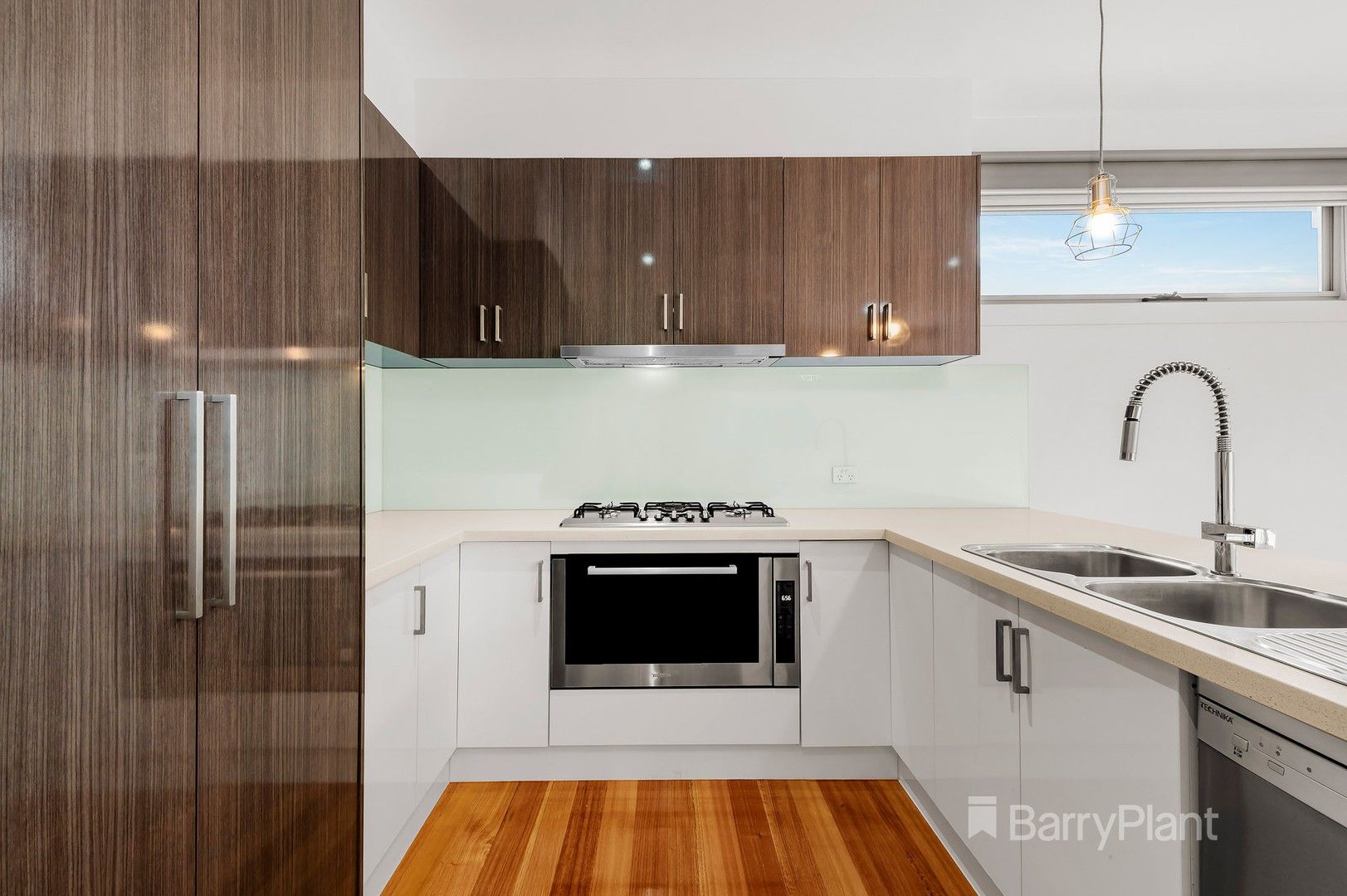 1/1 Derreck Avenue, Bulleen, VIC 3105, Bulleen - Thumbnail 2