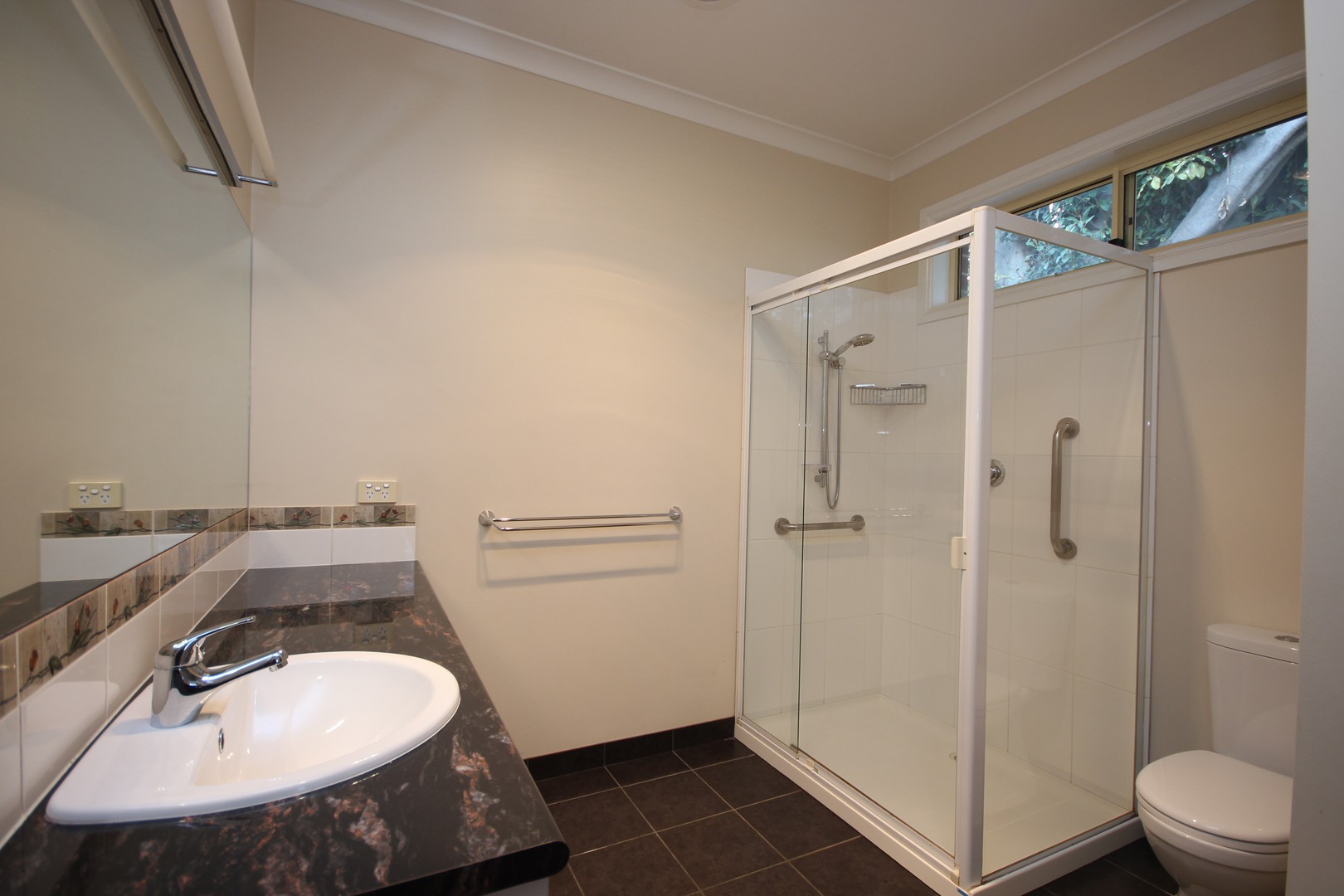 1/1 Felix Street, Grovedale, VIC 3216, Grovedale - Thumbnail 6