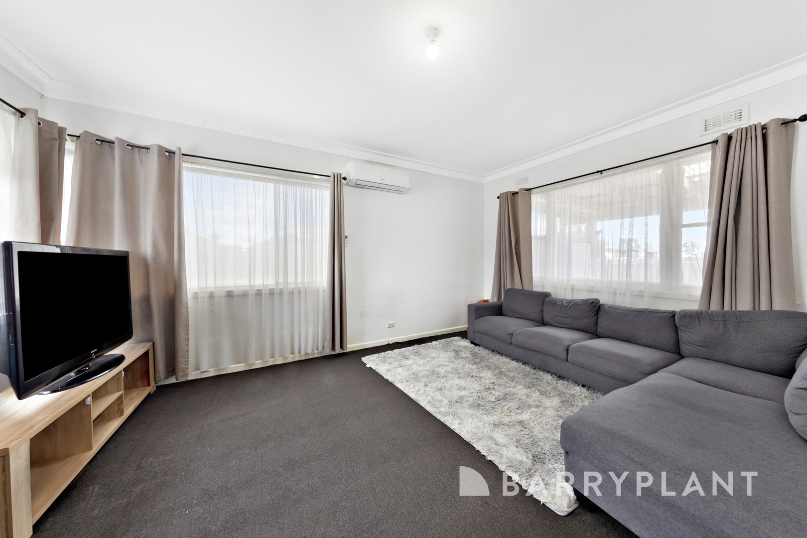 1/1 Graceburn Grove, St Albans, VIC 3021, St Albans - Thumbnail 4
