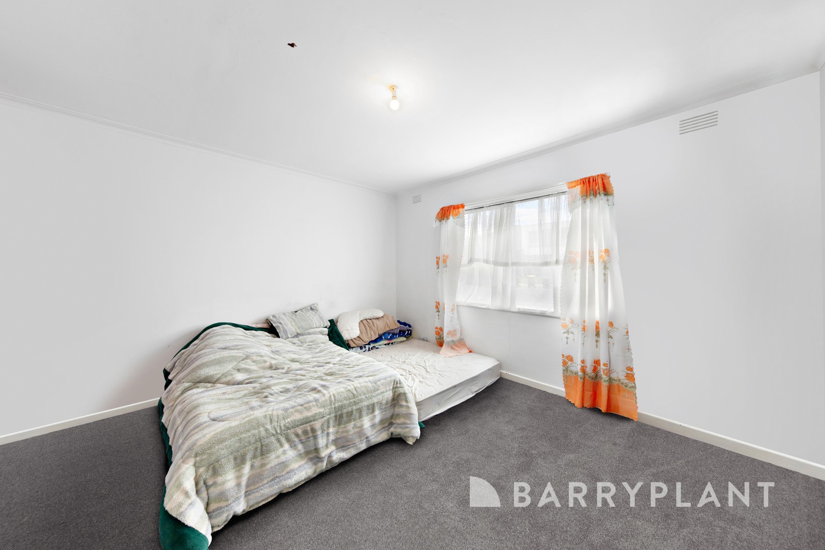 1/1 Graceburn Grove, St Albans, VIC 3021, St Albans - Thumbnail 6