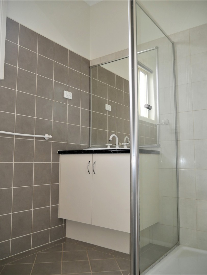 1/1 Heather Court, Kurunjang, VIC 3337, Kurunjang - Thumbnail 5
