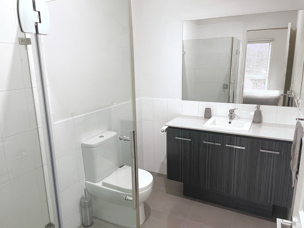 1/1 Kinnon AvenueBelmont, VIC 3216  - Leased, Belmont - Thumbnail 6