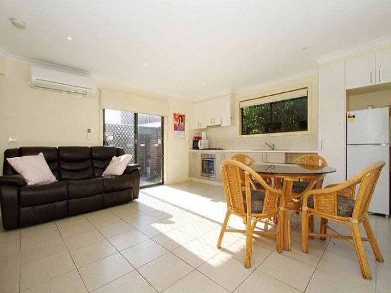 1/1 Lawson Street, Reservoir, VIC 3073, Reservoir - Thumbnail 2