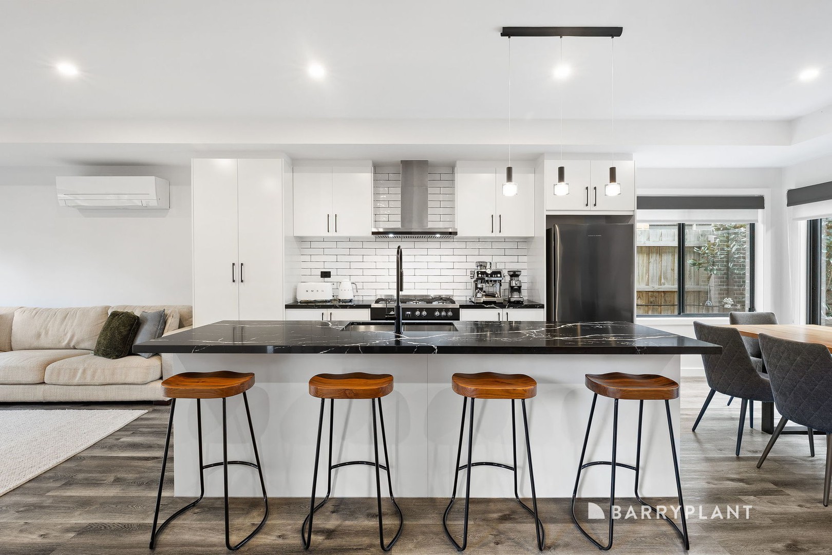 1/1 Luke Court, Mill Park, VIC 3082 - Thumbnail 2 - 12/08/2026