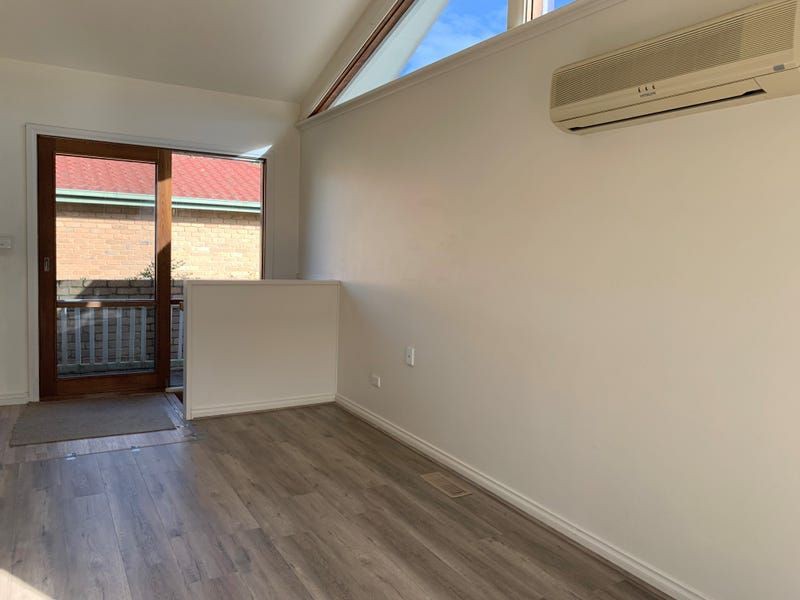 1/1 Mantell Street, Doncaster East, VIC 3109, Doncaster East - Thumbnail 4