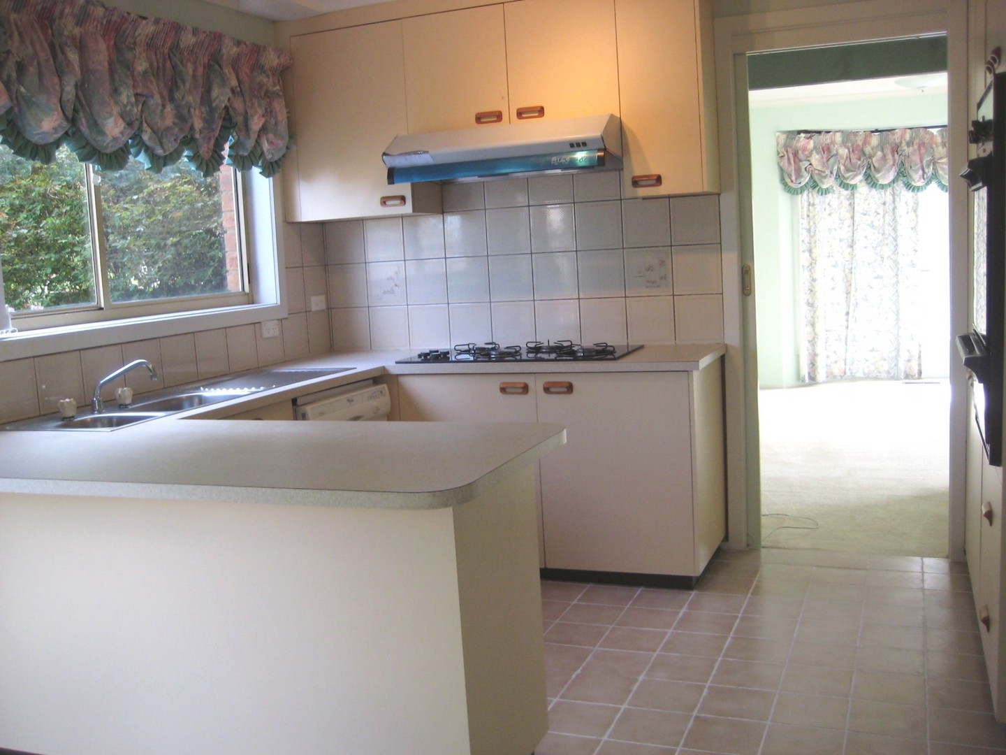 1/1 Serpells Road, Templestowe, VIC 3106, Templestowe - Thumbnail 3