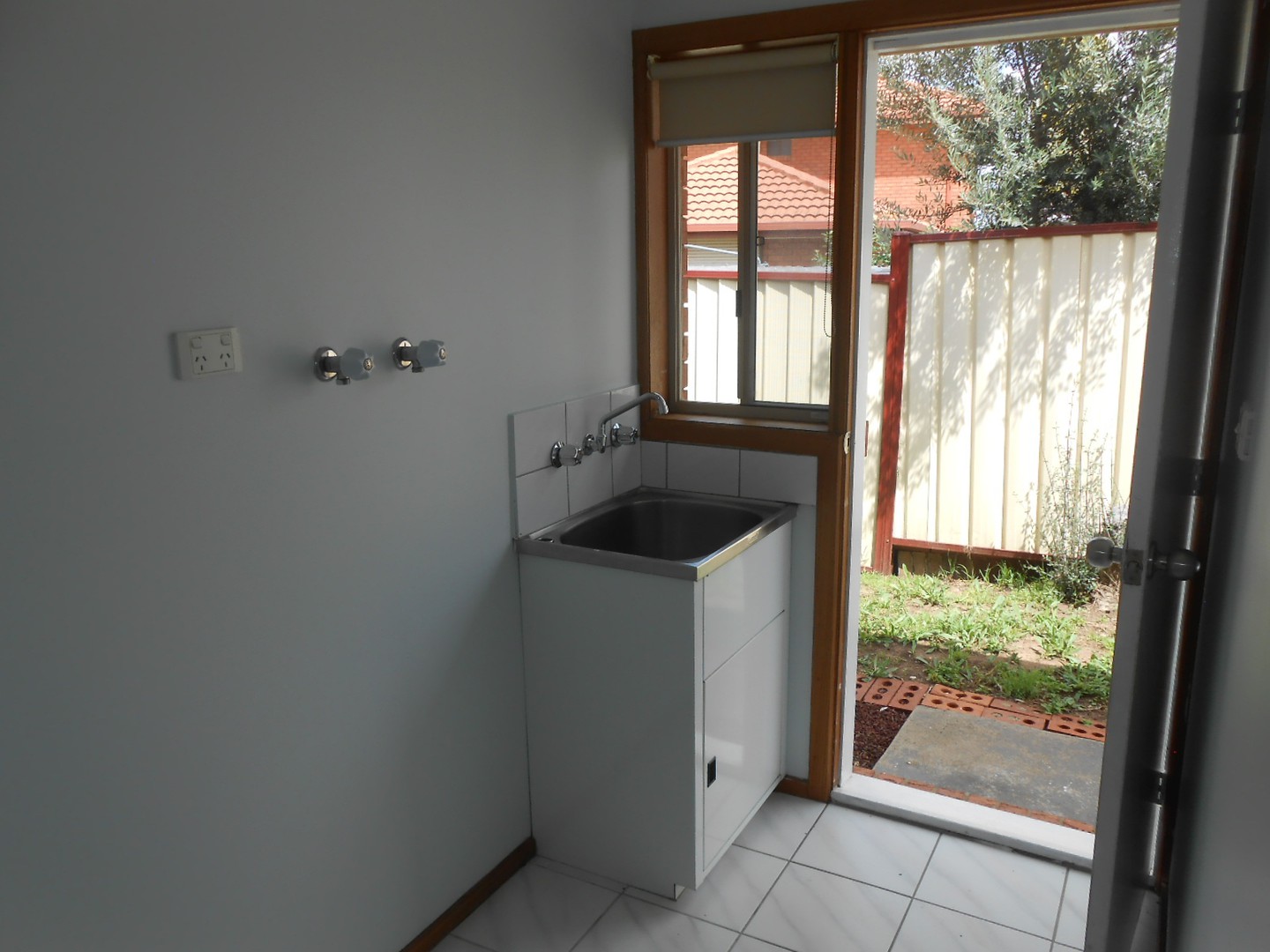 1/1 Shakespeare Drive, Delahey, VIC 3037, Delahey - Thumbnail 5