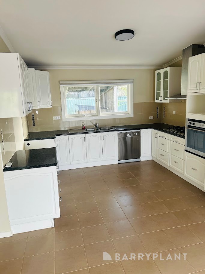1/1 Whitta St, Sebastopol, VIC 3356, Sebastopol - Thumbnail 2