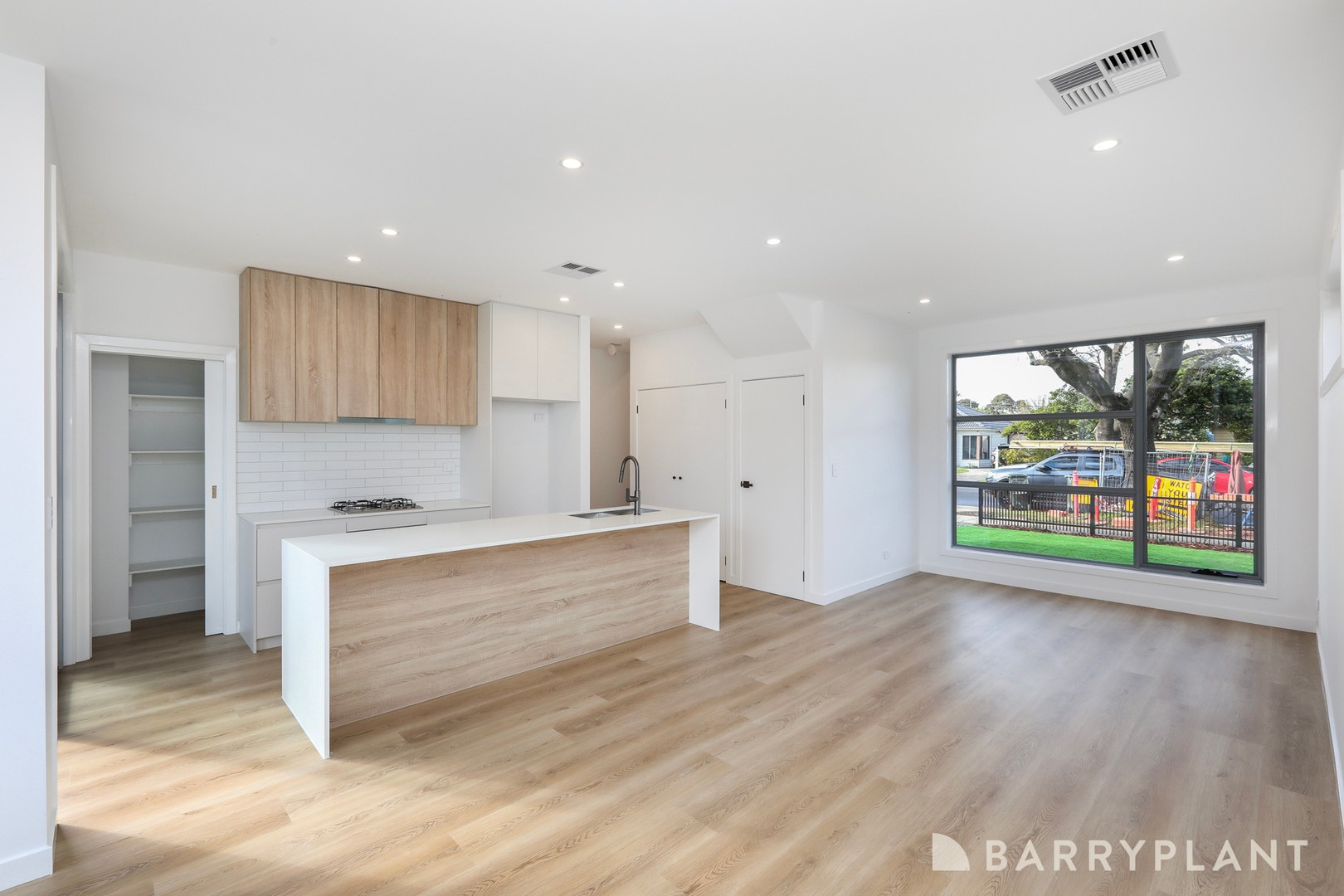 1/10 Armstrong Street, Sunshine West, VIC 3020, Sunshine West - Thumbnail 5