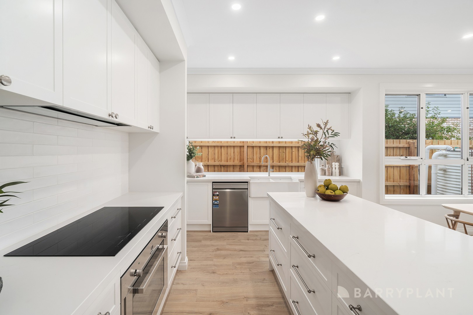 1/10 Beachurst Avenue, Dromana, VIC 3936 - Thumbnail 2 - 19/03/2026