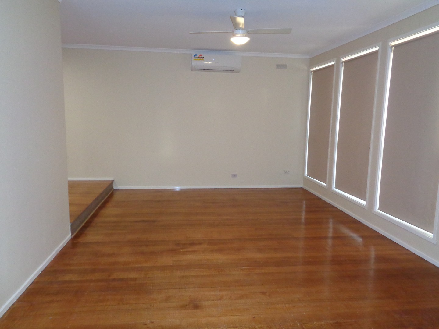 1/10 Cambridge Crescent, Werribee, VIC 3030 - Thumbnail 1 - 26/09/2021