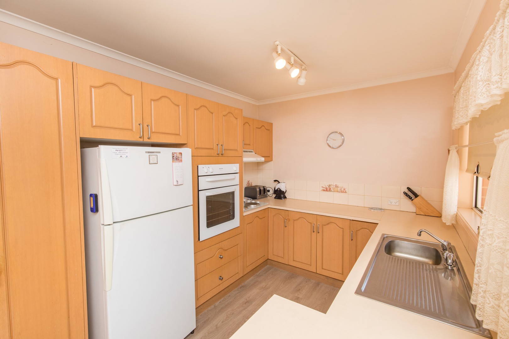 1/10 Chaffey Avenue, Mildura, VIC 3500, Mildura - Thumbnail 3