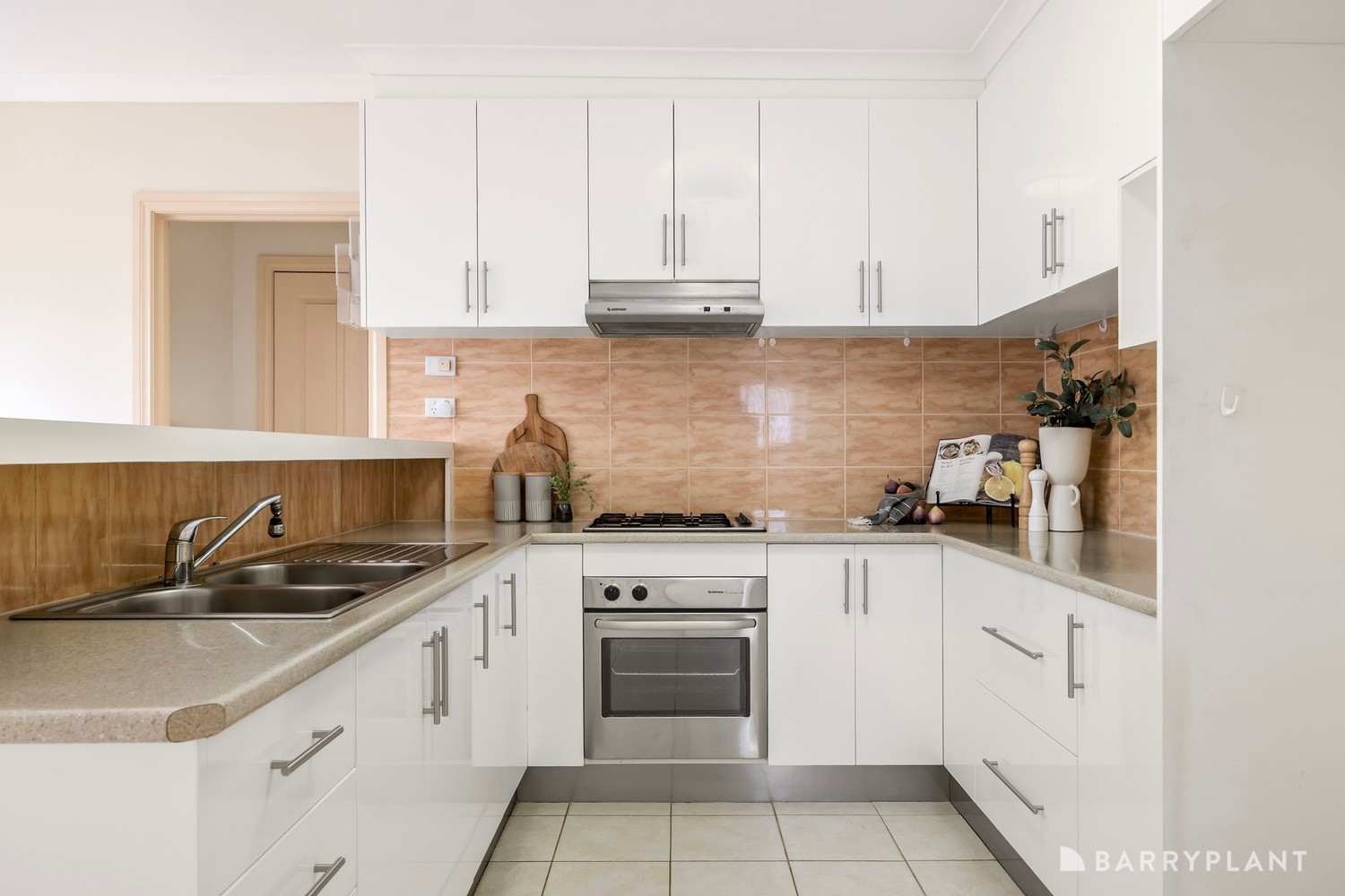 1/10 Clarendon Street, Maidstone, VIC 3012, Maidstone - Thumbnail 4