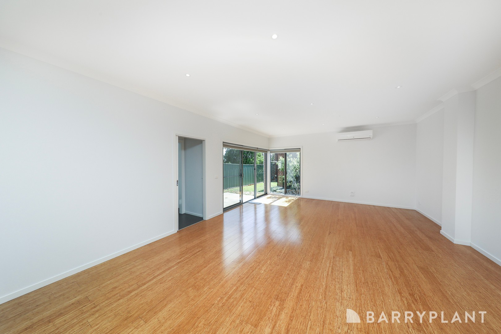 1/10 Essex Street, Sunshine North, VIC 3020 - Thumbnail 1 - 31/03/2026