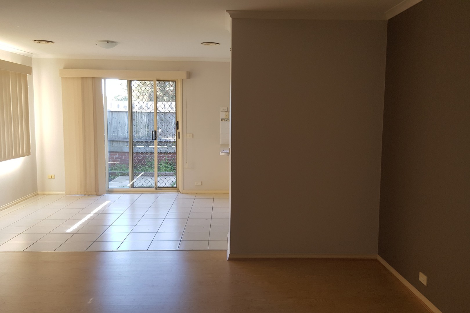 1/10 Hazel Grove, Pascoe Vale, VIC 3044, Pascoe Vale - Thumbnail 3