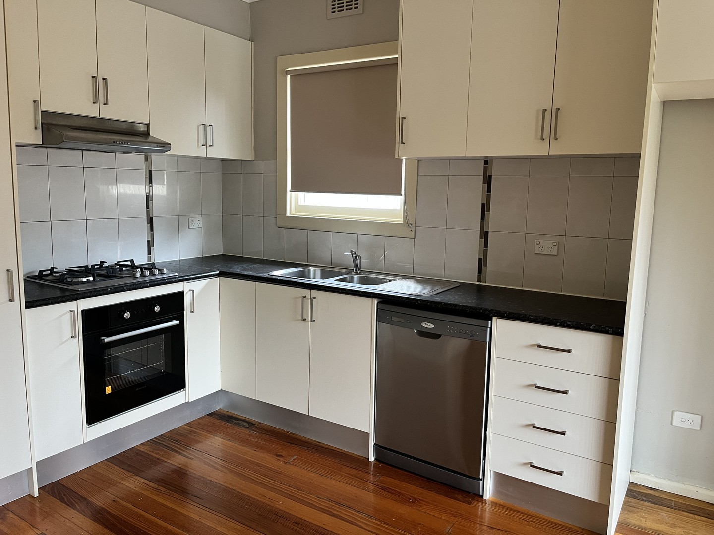 1/10 Henry Street, Boronia, VIC 3155, Boronia - Thumbnail 2