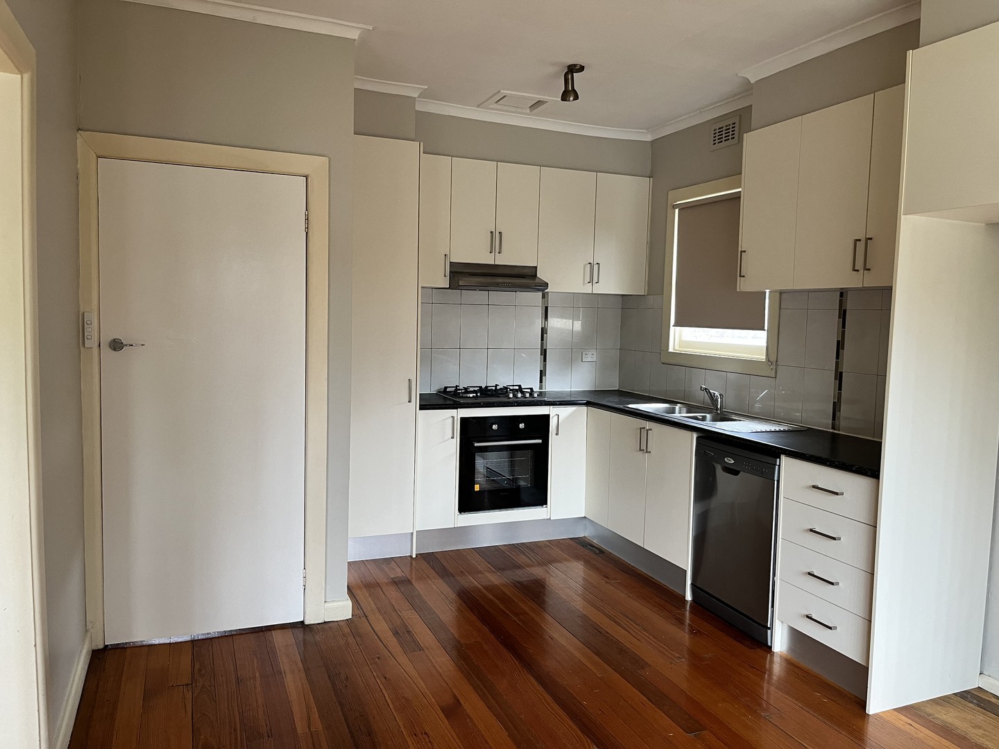 1/10 Henry Street, Boronia, VIC 3155, Boronia - Thumbnail 3