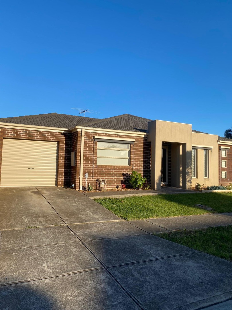 1/10 Horseshoe Circuit, Truganina, VIC 3029 - Thumbnail 1 - 05/11/2021
