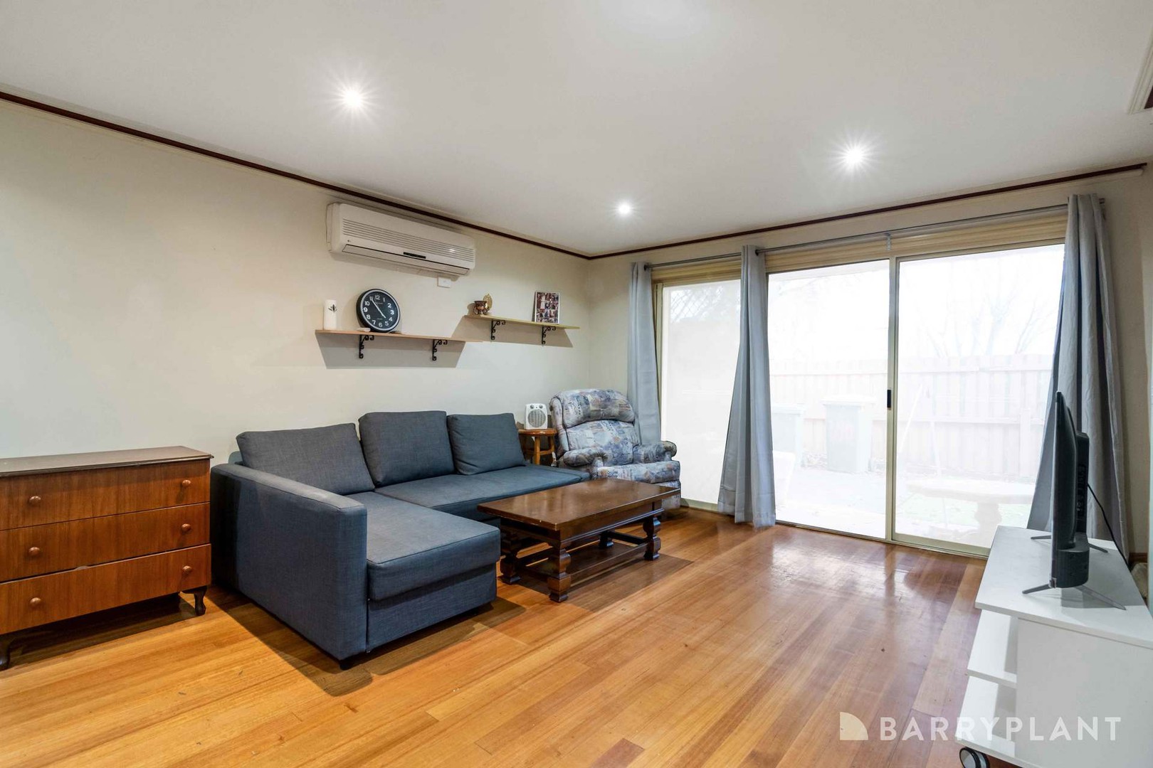 1/10 John Street, St Albans, VIC 3021, St Albans - Thumbnail 2