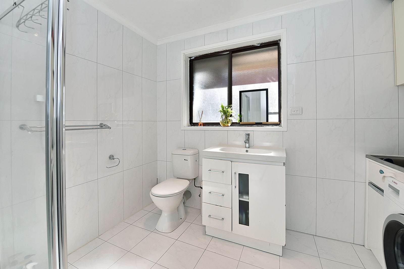 1/10 Larnoo Ave, Brunswick West, VIC 3055, Brunswick West - Thumbnail 3