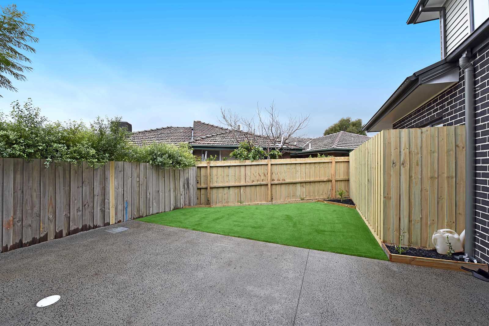 1/10 Laurence Avenue, Airport West, VIC 3042, Airport West - Thumbnail 6