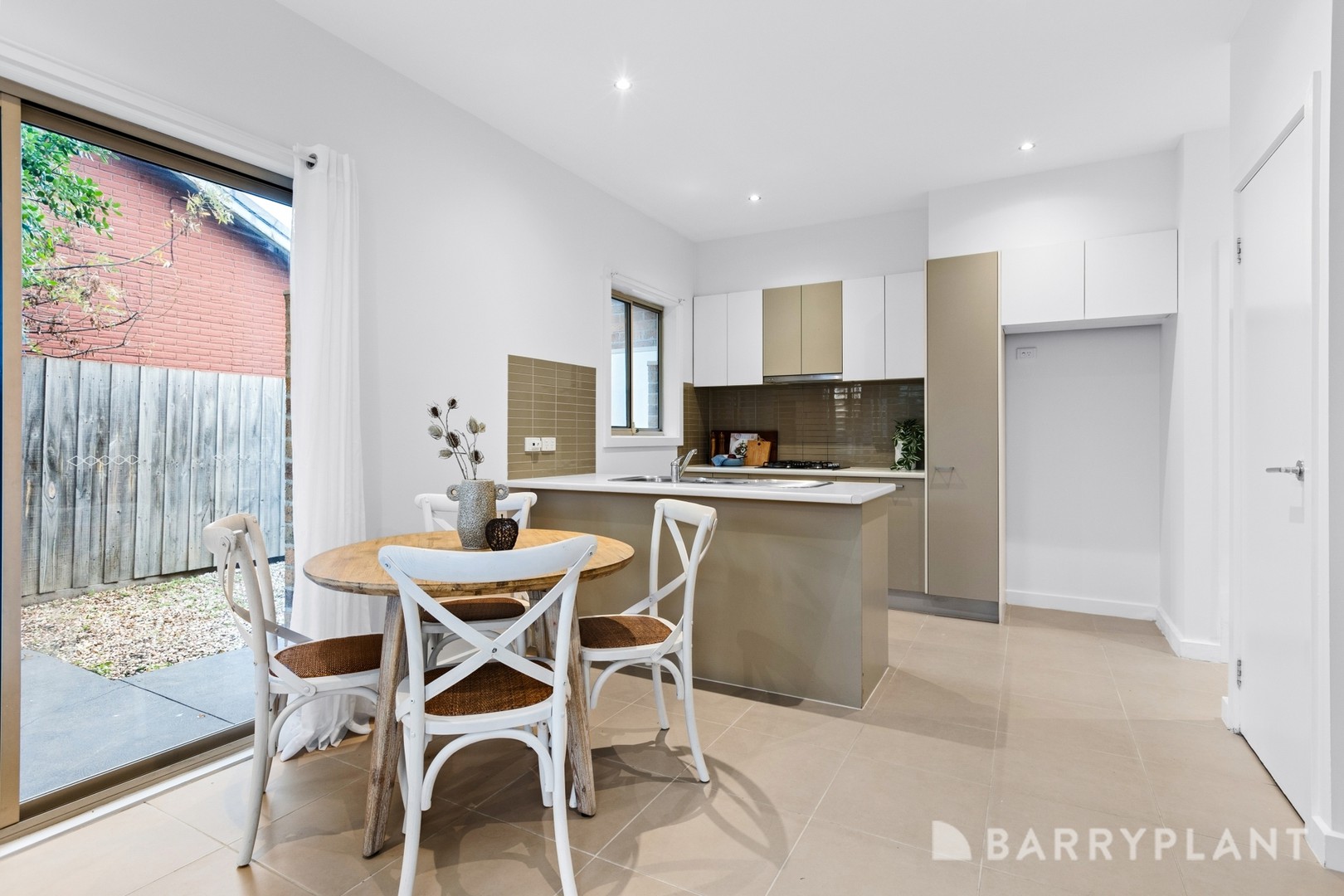 1/10 Leonard Avenue, Glenroy, VIC 3046, Glenroy - Thumbnail 7