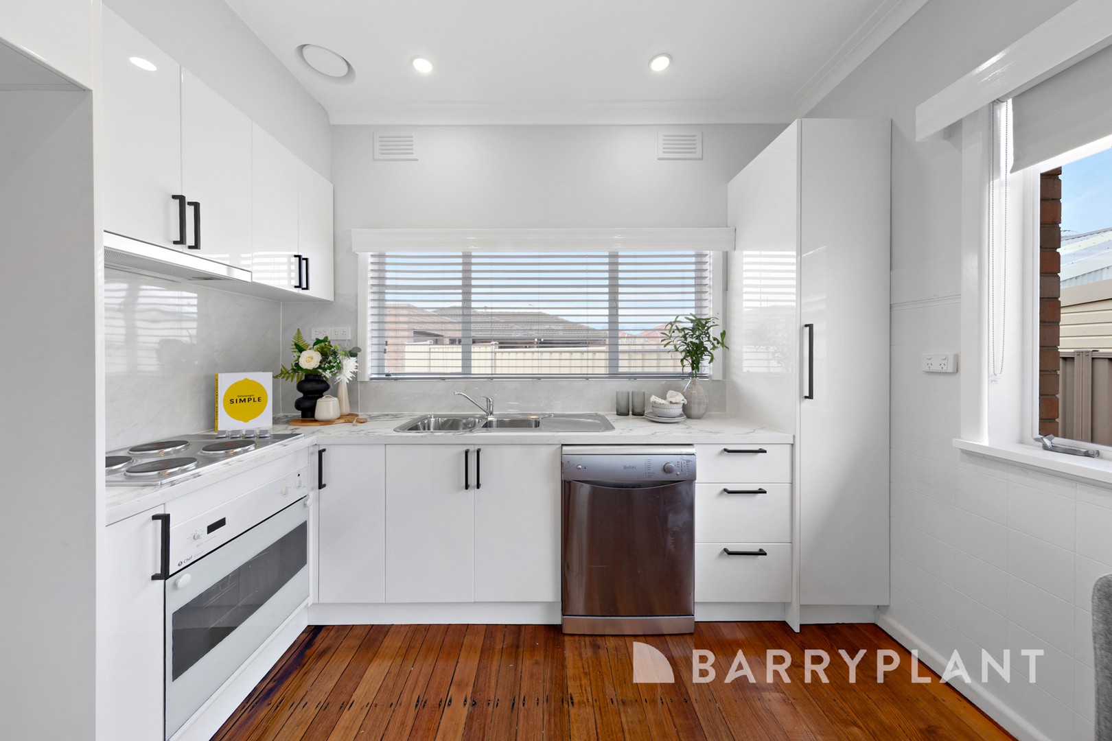 1/10 Lester Avenue, St Albans, VIC 3021, St Albans - Thumbnail 5