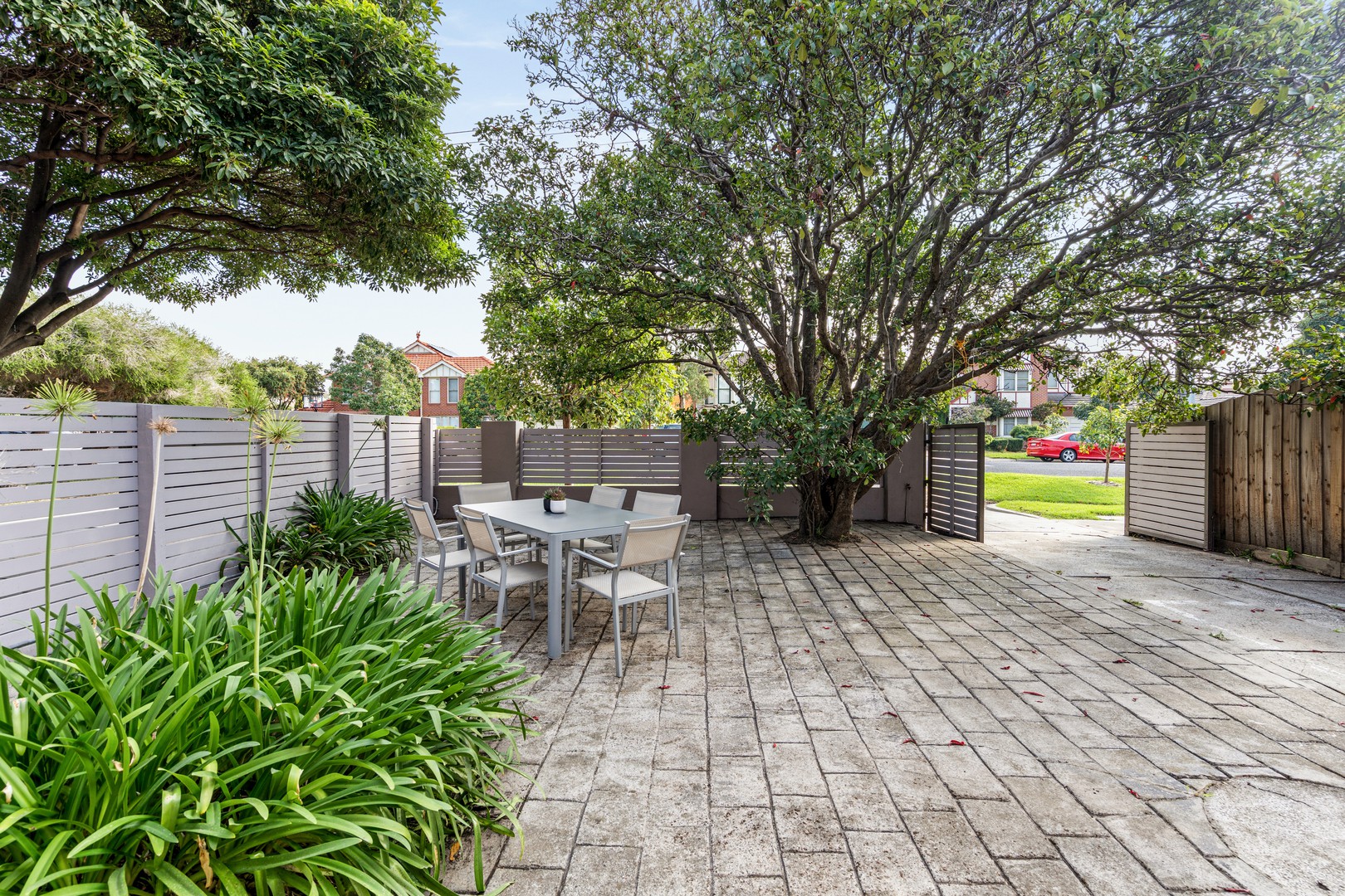 1/10 Loeman Street, Essendon, VIC 3040, Essendon - Image 1