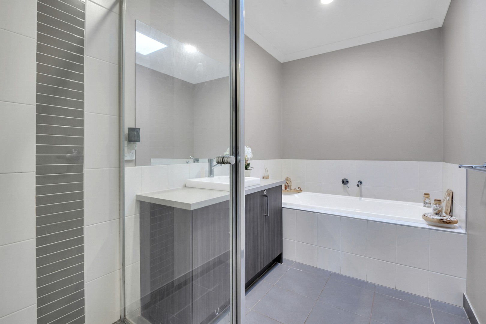 1/10 Ravenswoods Way, Craigieburn, VIC 3064, Craigieburn - Thumbnail 8
