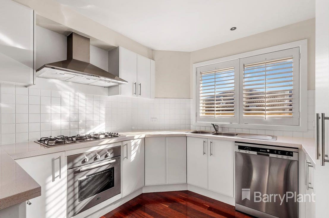 1/10 Roger Street, Doncaster East, VIC 3109, Doncaster East - Thumbnail 5