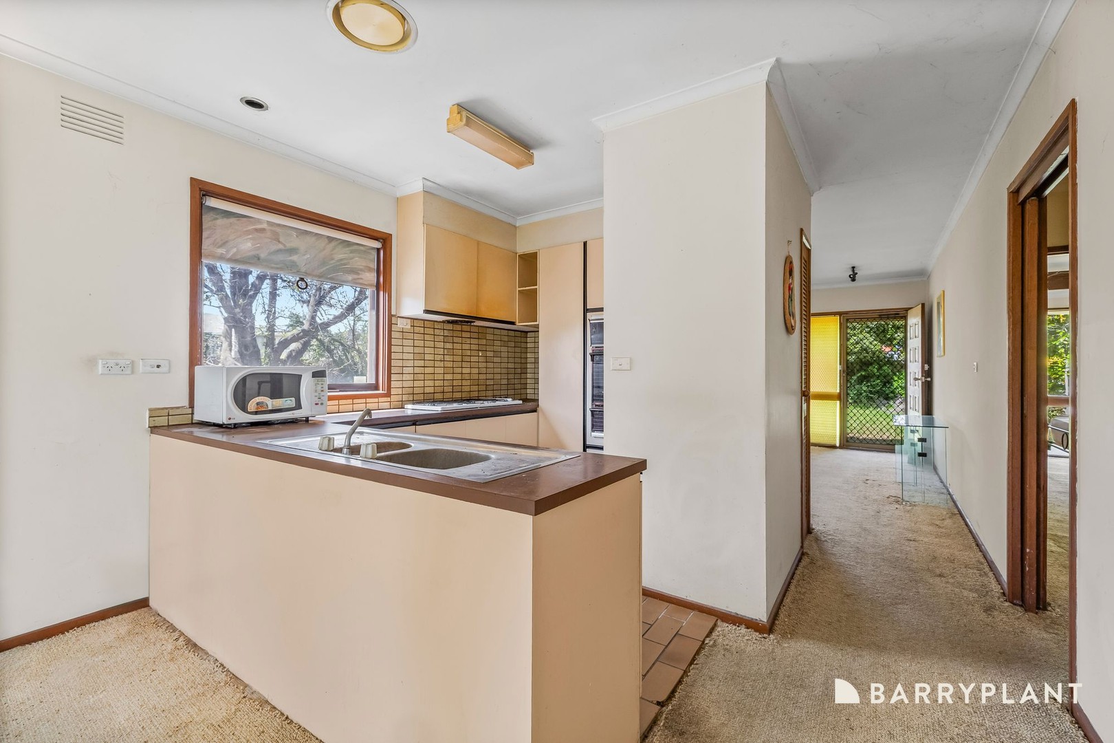 1/10 Templewood Crescent, Avondale Heights, VIC 3034, Avondale Heights - Thumbnail 3