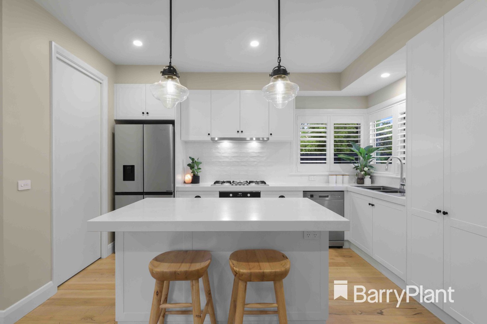 1/10 Tennyson Avenue, Kilsyth, VIC 3137, Kilsyth - Thumbnail 2