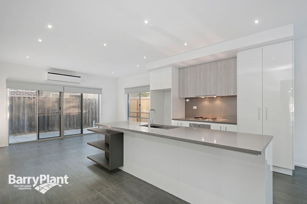 1/10 Violet Way, Point Cook, VIC 3030, Point Cook - Thumbnail 4