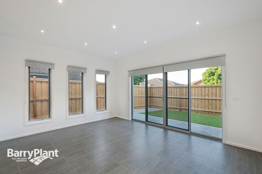 1/10 Violet Way, Point Cook, VIC 3030, Point Cook - Thumbnail 6