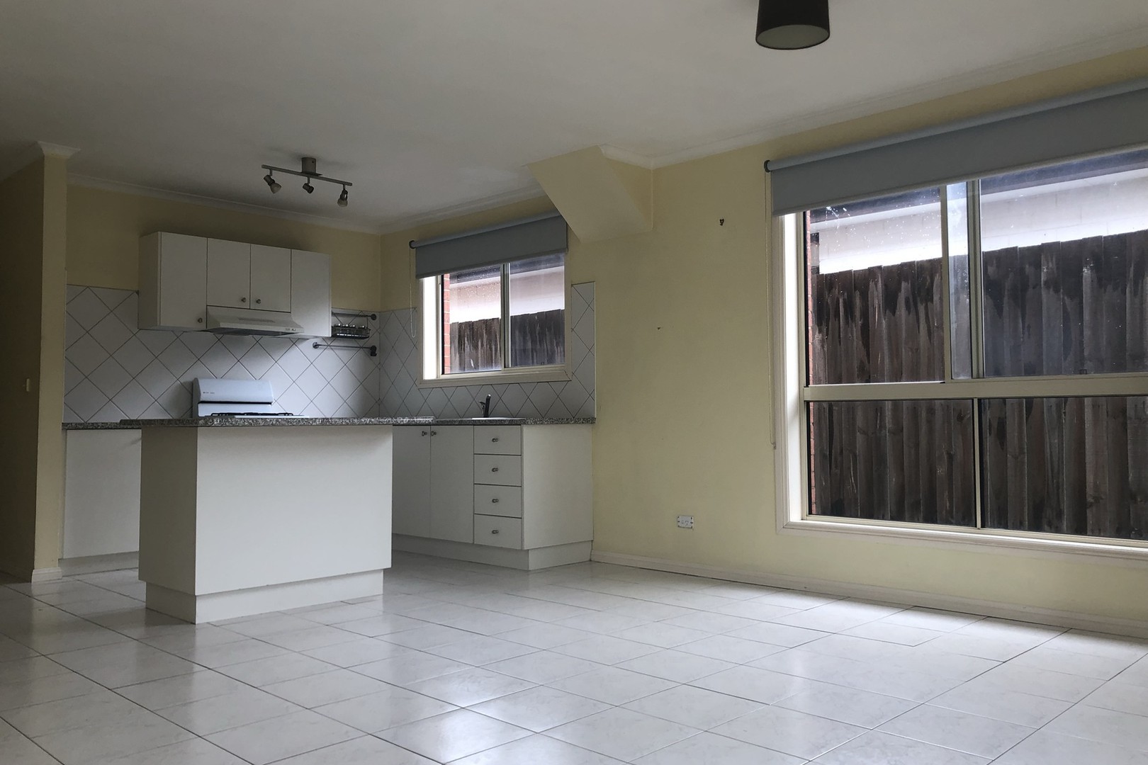 1/10 Winston Street, Lalor, VIC 3075 - Thumbnail 1 - 12/11/2021