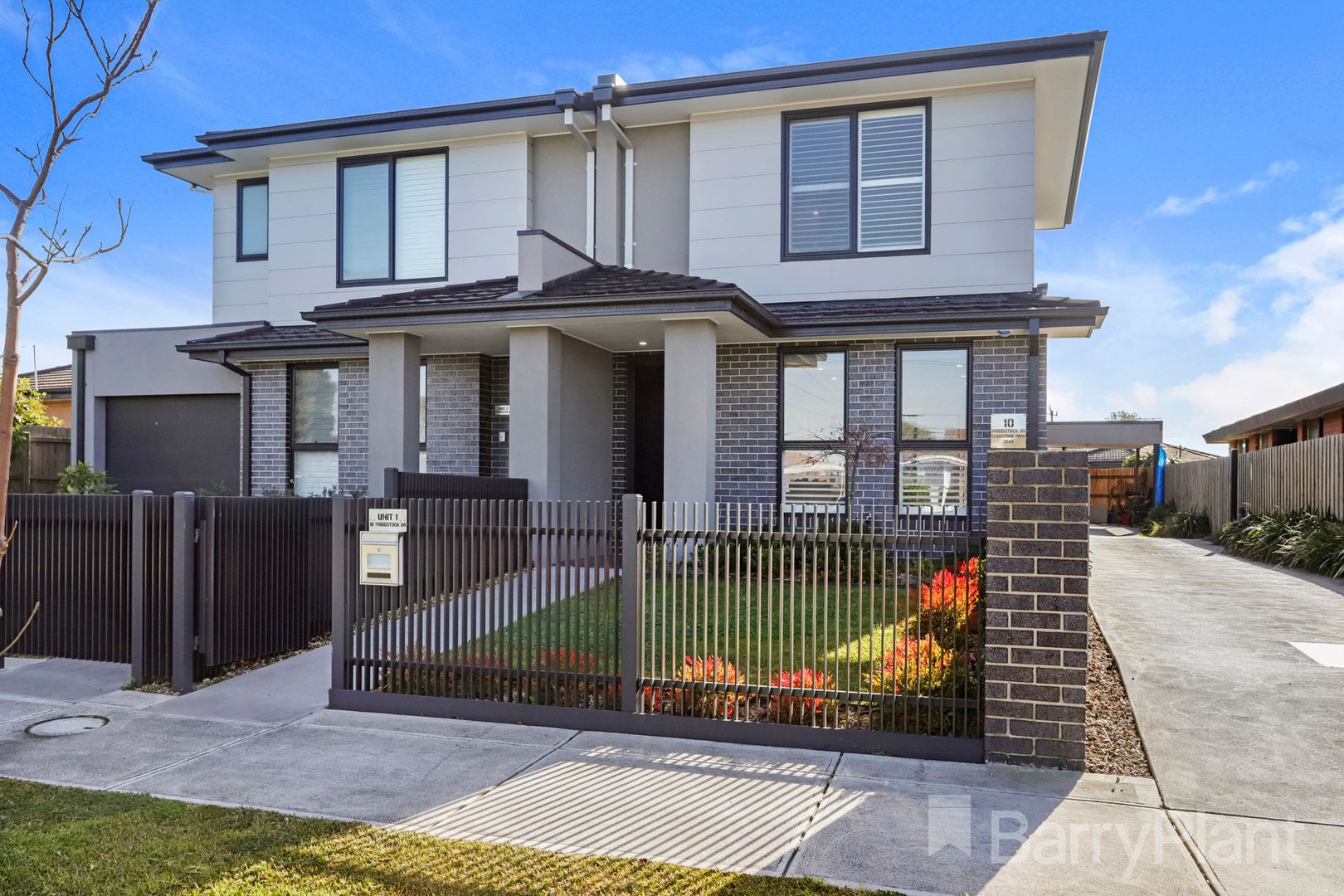 1/10 Woodstock Drive, Gladstone Park, VIC 3043, Gladstone Park - Thumbnail 2