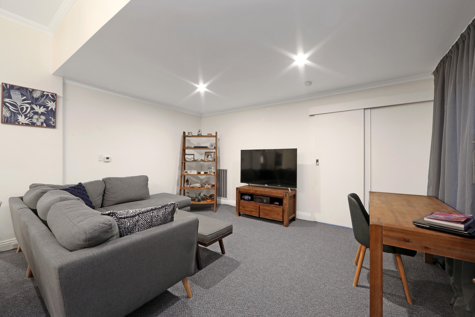 1/101 Forest RoadFerntree Gully, VIC 3156, Ferntree Gully - Thumbnail 2