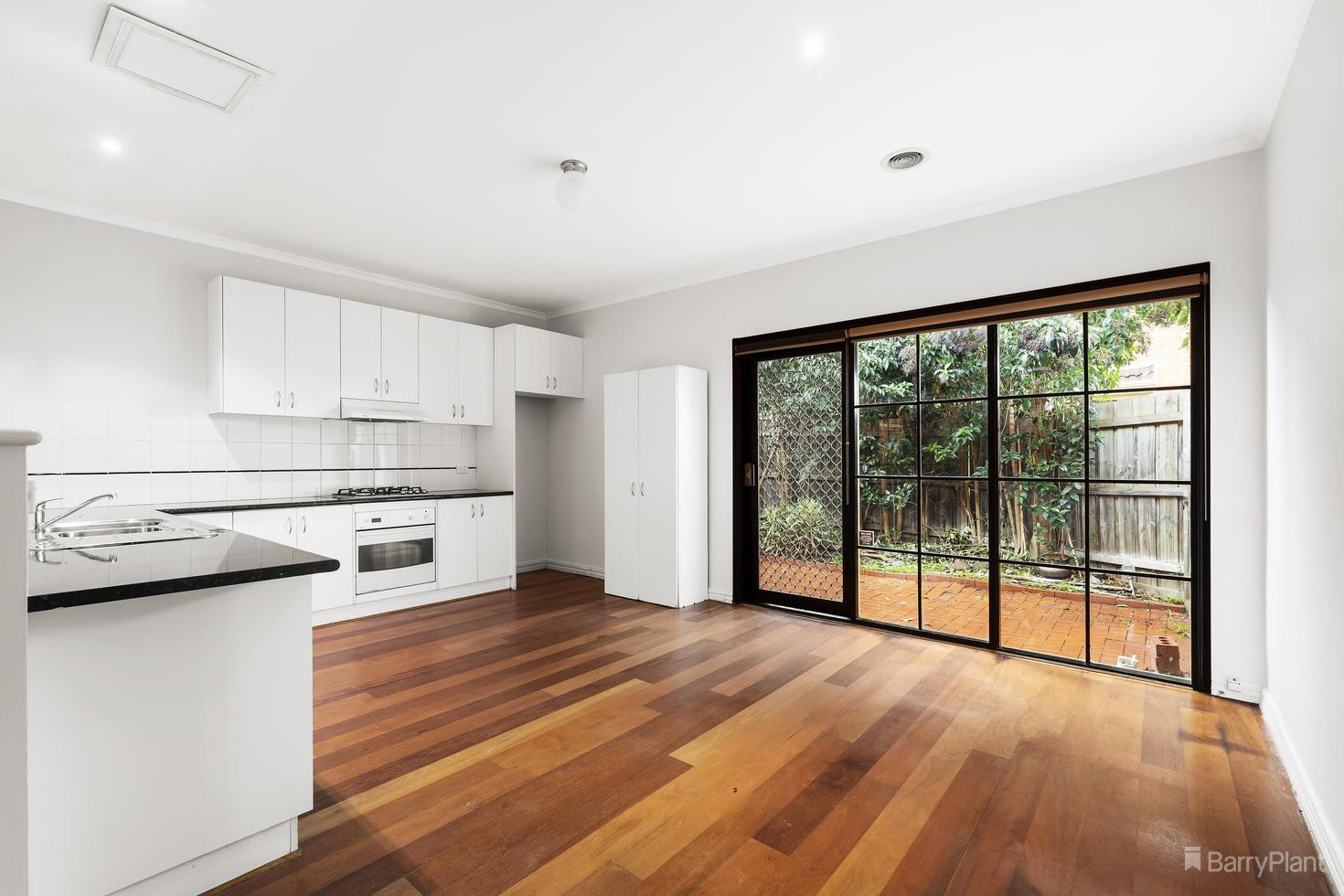 1/102-106 Thompsons Road, Bulleen, VIC 3105, Bulleen - Thumbnail 3