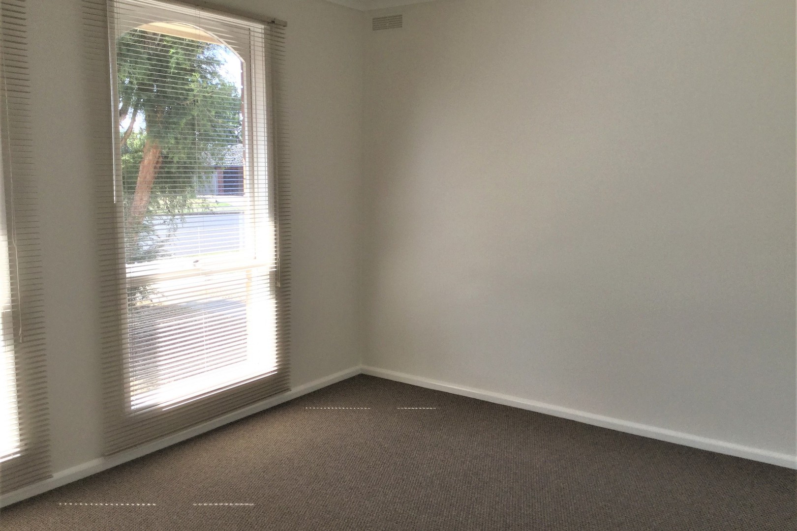 1/1021 Grevillea Road, Wendouree, VIC 3355, Wendouree - Thumbnail 4