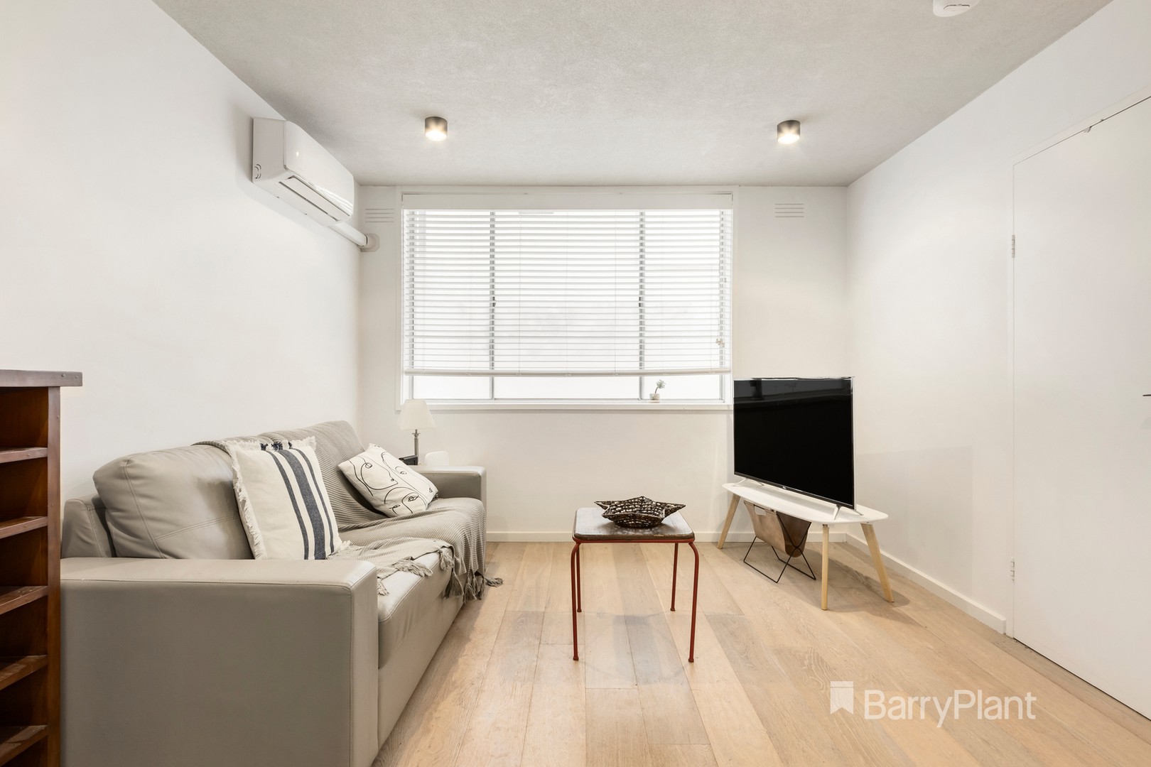 1/104 Gooch Street, Thornbury, VIC 3071, Thornbury - Thumbnail 2