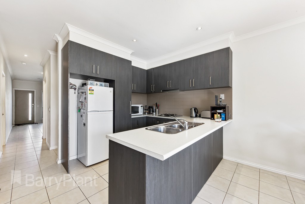 1/104 William Street, St Albans, VIC 3021, St Albans - Thumbnail 2