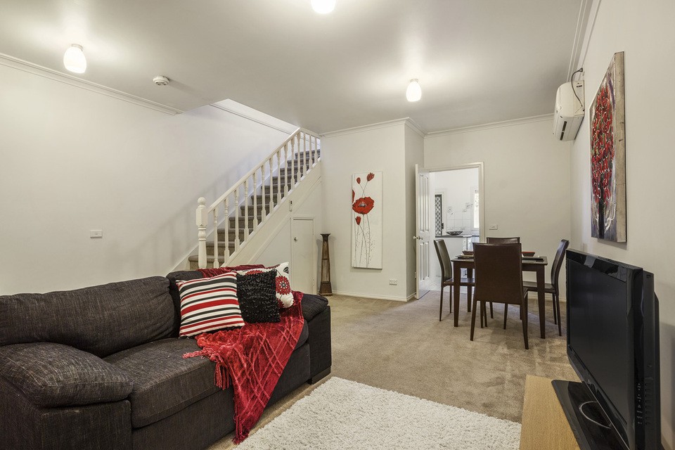 1/1053 Doncaster Road, Doncaster East, VIC 3109, Doncaster East - Thumbnail 2