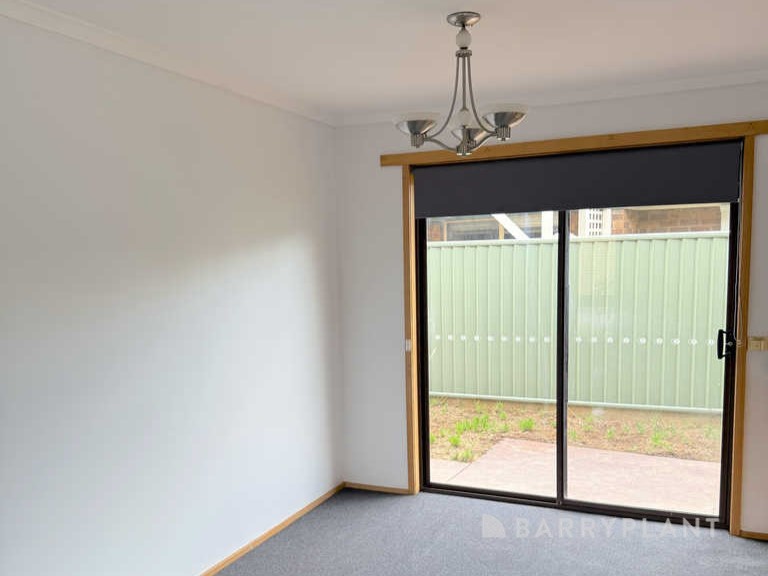 1/106 Cuthberts Road, Alfredton, VIC 3350, Alfredton - Thumbnail 6