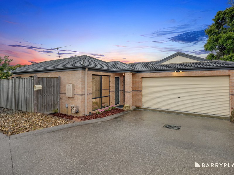 1/108 Ahern Road, Pakenham, VIC 3810 - Image - 21/11/2025