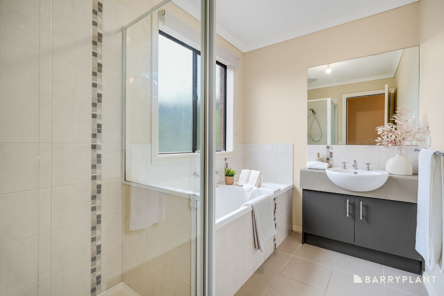 1/108 Ahern Road, Pakenham, VIC 3810, Pakenham - Thumbnail 6